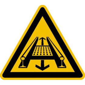 Warnschild Warnung vor F�rderanlage im Gleis