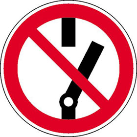 Panneaux d'interdiction 30 mm Ne pas brancher