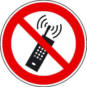 Verbotsschild Eingeschaltete Mobiltelefone verboten