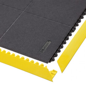 Notrax Cushion Ease Solid Nitril Anti-Ermdungs-Bodenplatte lbestndige und rutschhemmende Gummi-Fliese zum Verbinden