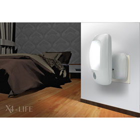 X4-LIFE Security 3-in-1 LED Bewegungsmelder mit Notfall-Licht, Bewegungsmelder, Taschenlampe und Notfall-Leuchte in einem,